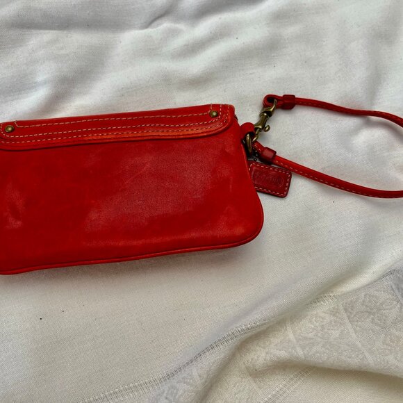 Vintage Bright Red Coach Wristlet with Brass Fittings. - Mint - Picture 2 of 5